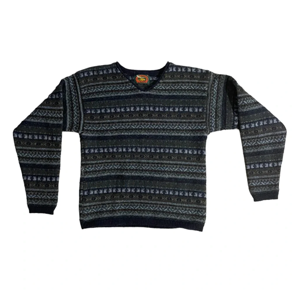 Patterned Crew Neck Sweater - Picture 2 of 7